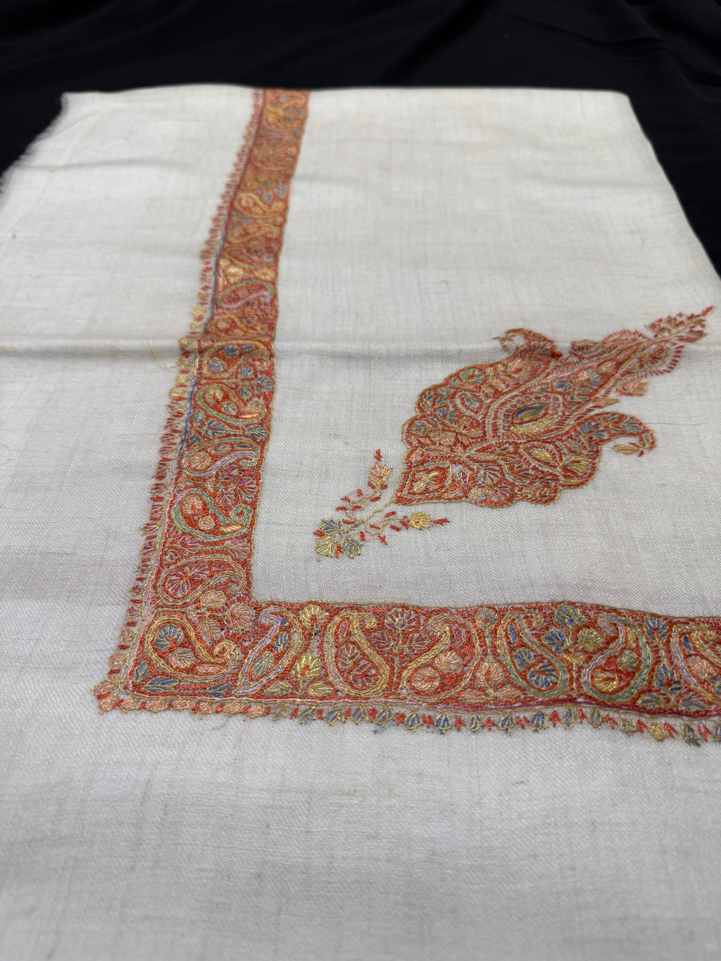 Rang-Tarah Pashmina Shawl