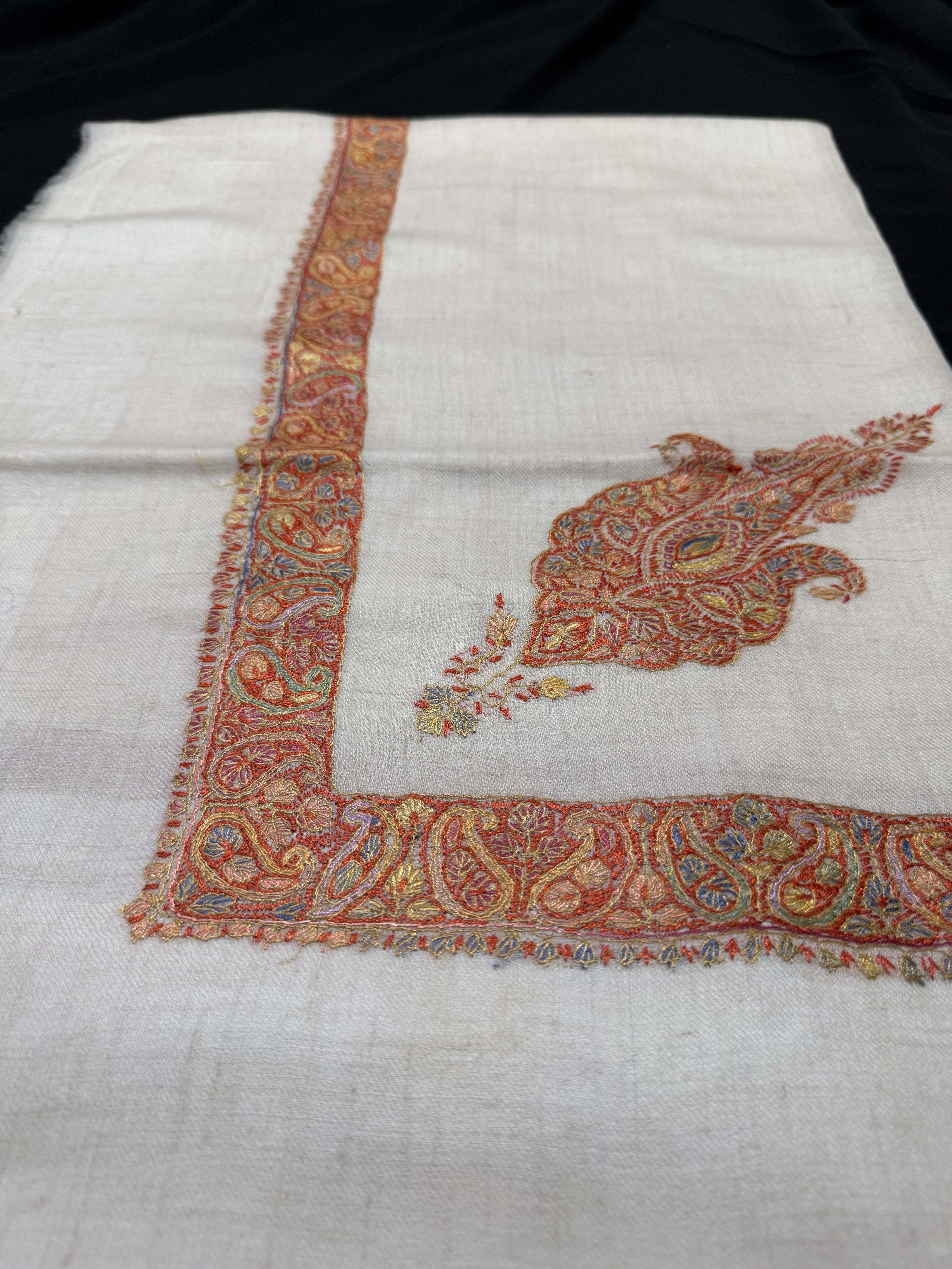 Rang-Tarah Pashmina Shawl